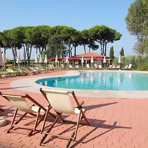 La Fattoria Di Apartahotel