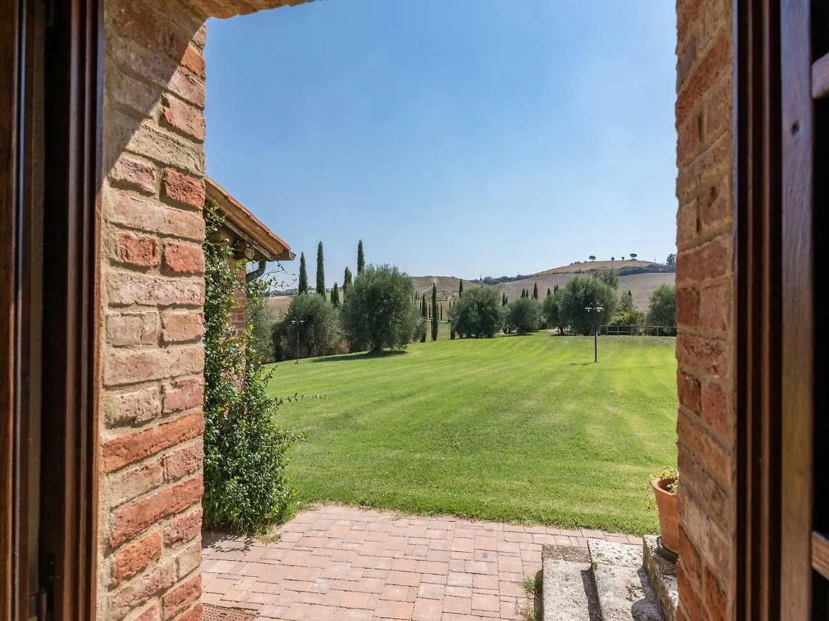 Farm stay Agriturismo Baccoleno Asciano Italy